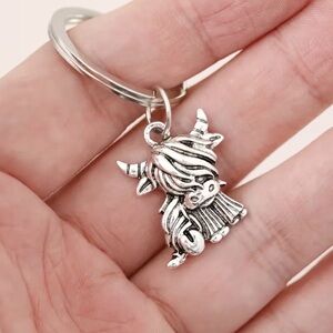 Silver tone Highland Cow Charm Keychain #170